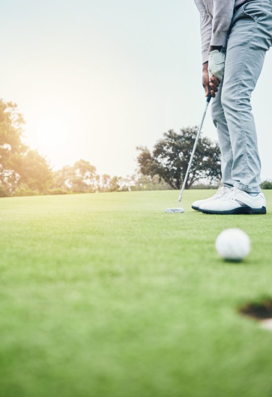 Spikeless vs. Spiked Golf Shoes: Which Should You Wear?
